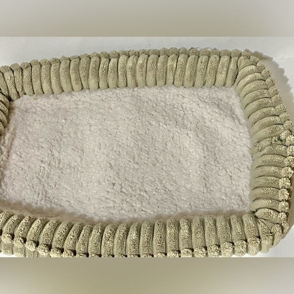 SOLD - WORKING Perfect Petzzz Pet Toy Small Bulldog Sleeping Breathing Puppy Dog - Picture 15 of 16